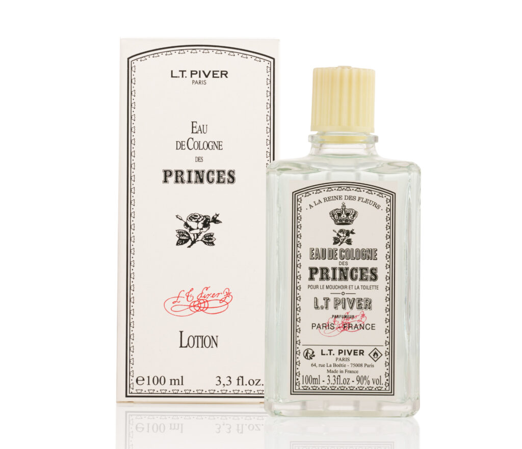 Flacon et étui Eau des Princes par L.T. Piver